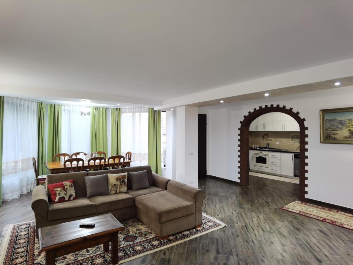 Vila Ella Villa Căpăţîneni-Ungureni Екстериор снимка